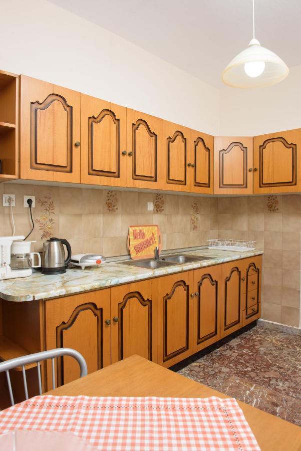 Dili Apartments Ierissós Zewnętrze zdjęcie