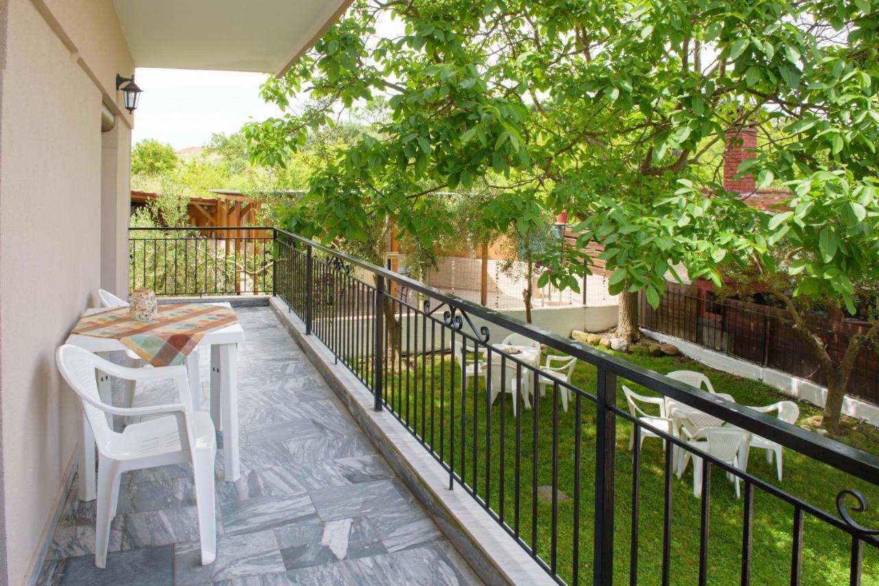 Dili Apartments Ierissós Zewnętrze zdjęcie