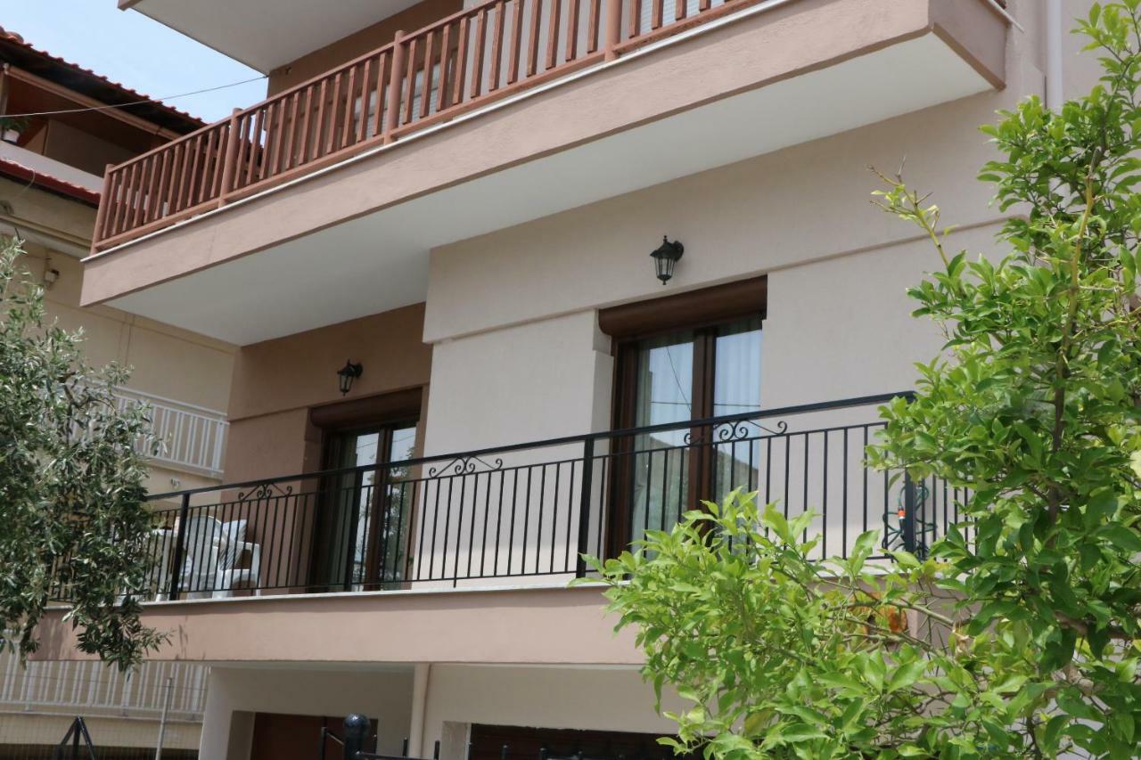 Dili Apartments Ierissós Zewnętrze zdjęcie